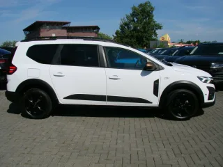 DACIA Jogger – Fahrzeugbild 4