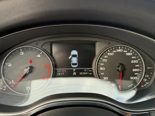 AUDI A6 – Fahrzeugbild 8