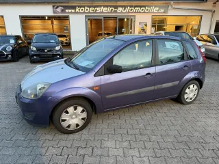 FORD Fiesta – Fahrzeugbild 1