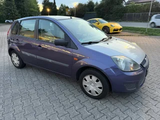 FORD Fiesta – Fahrzeugbild 2
