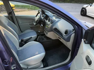 FORD Fiesta – Fahrzeugbild 5