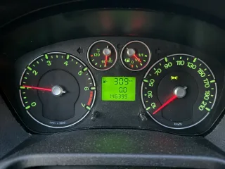 FORD Fiesta – Fahrzeugbild 6