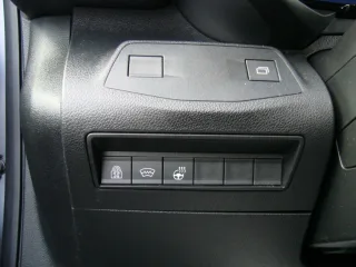 OPEL Combo – Fahrzeugbild 9