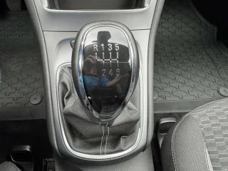 OPEL Astra – Fahrzeugbild 10