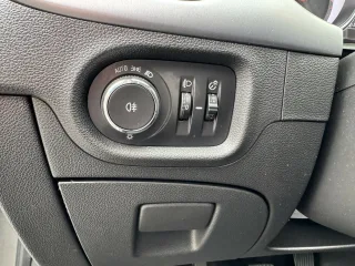 OPEL Astra – Fahrzeugbild 12