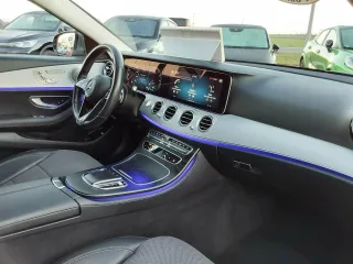 MERCEDES-BENZ E 300 – Fahrzeugbild 11