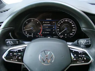 VW Touareg – Fahrzeugbild 10