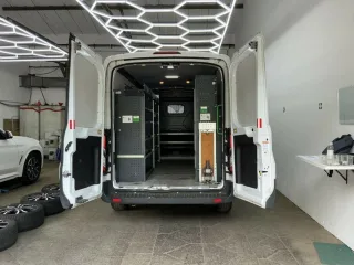FORD Transit – Fahrzeugbild 13