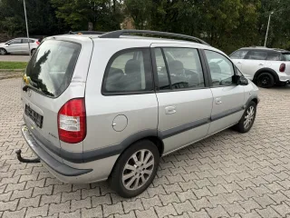 OPEL Zafira – Fahrzeugbild 3