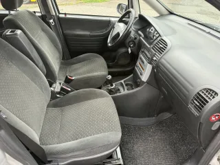 OPEL Zafira – Fahrzeugbild 5