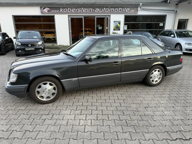 MERCEDES-BENZ E 220 gebraucht