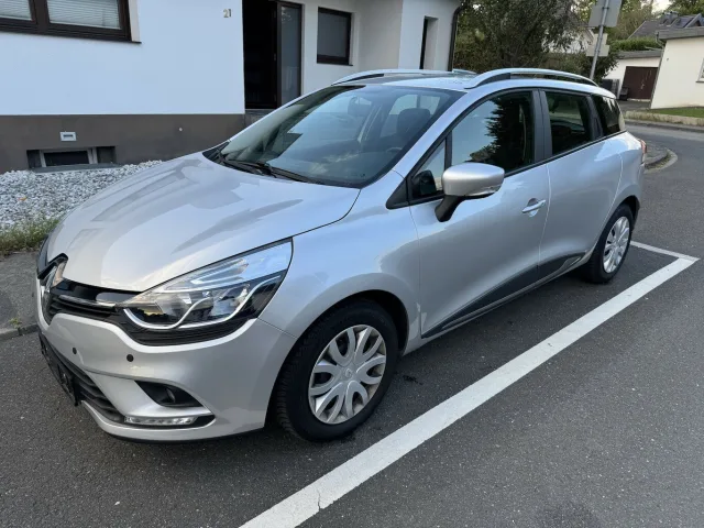 RENAULT Clio gebraucht kaufen