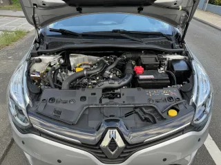 RENAULT Clio – Fahrzeugbild 15