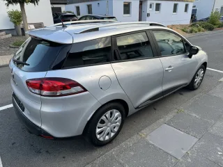 RENAULT Clio – Fahrzeugbild 4