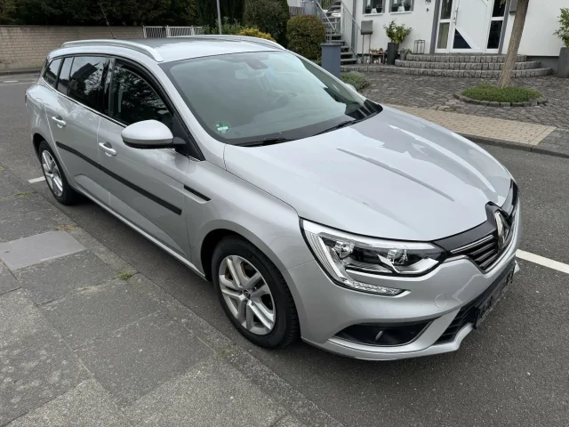 RENAULT Megane gebraucht kaufen