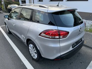 RENAULT Clio – Fahrzeugbild 4