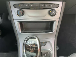 OPEL Astra – Fahrzeugbild 13