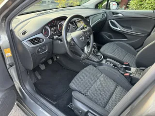 OPEL Astra – Fahrzeugbild 6