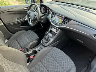 OPEL Astra – Fahrzeugbild 7