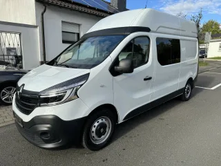 RENAULT Trafic – Fahrzeugbild 1