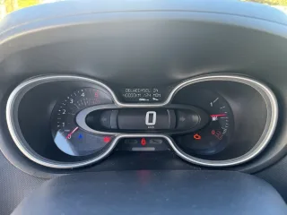RENAULT Trafic – Fahrzeugbild 12