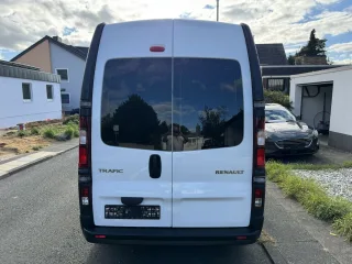 RENAULT Trafic – Fahrzeugbild 7